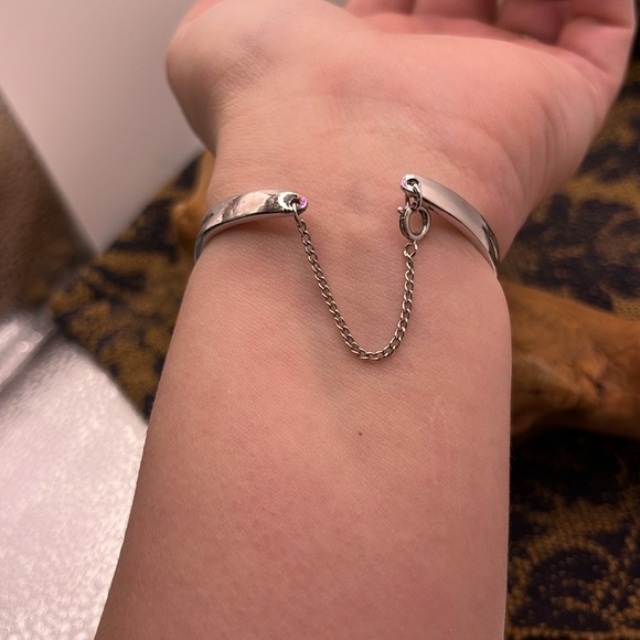 Hinged Clamp Graduated Rhinestone Vintage Bracelet Duo - Picture 8 of 8